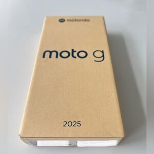 Motorola Moto G 5G 2025 smartphone 50MP 128GB forest gray Brand New